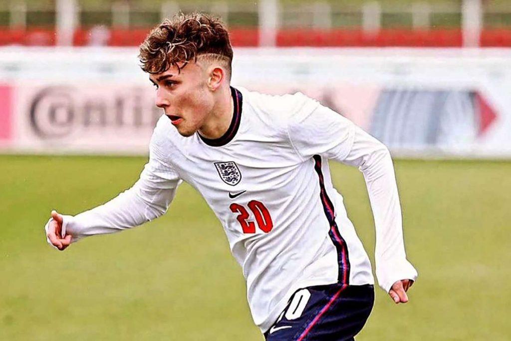 Liverpool FC are leading the race to sign Bobby Clark