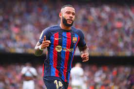 Why I stayed at Barcelona despite summer offers - Memphis Depay